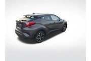 $18838 : Toyota C-HR 2021 LE 4dr Cros thumbnail