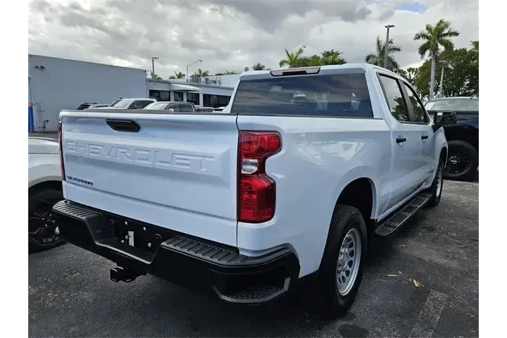 $32990 : Chevrolet Silverado 1500 202 image 10