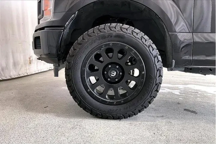 $19401 : Ford F-150 2019 4x4 Platinum image 6