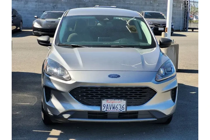 $19900 : Ford Escape 2022 SE 4dr SUV image 2