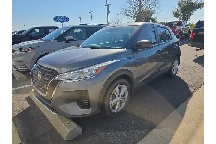 $18991 : Nissan Kicks 2023 S 4dr Cros image 2