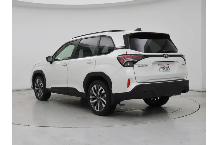 $38998 : Subaru Forester 2025 AWD Tou image 2