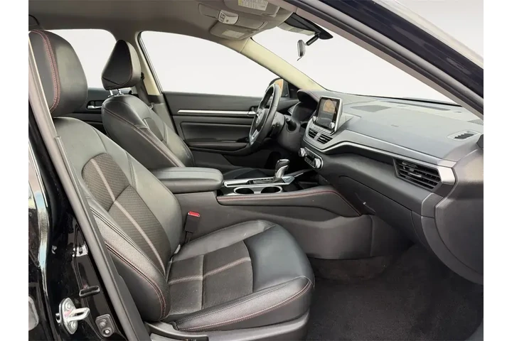 $21000 : Nissan Altima 2025 2.5 SR 4d image 3