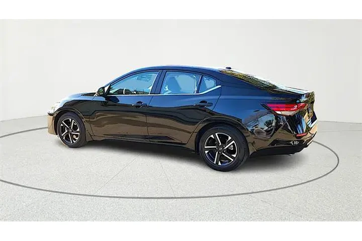 $17442 : Nissan Sentra 2025 SV 4dr Se image 7