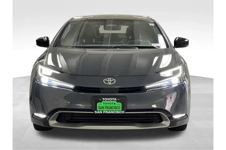 $31888 : 2024 Prius Limited image 8