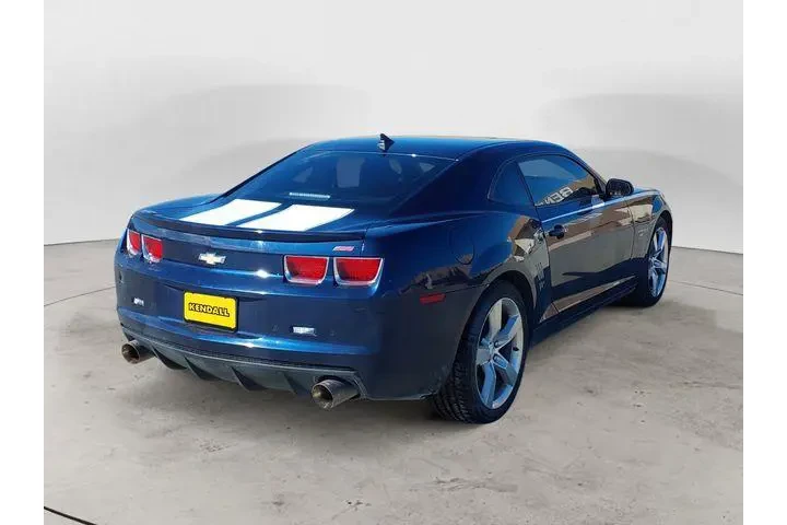 $17261 : Chevrolet Camaro 2010 SS 2dr image 5