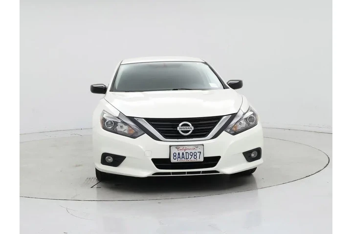 $12998 : Nissan Altima 2017 2.5 SR 4d image 5