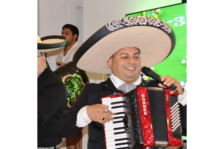 MARIACHI CHAPALA EL MEJOR image 3