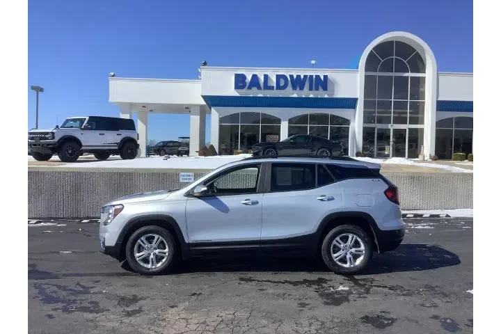 $21950 : GMC Terrain 2022 AWD SLE 4dr image 4