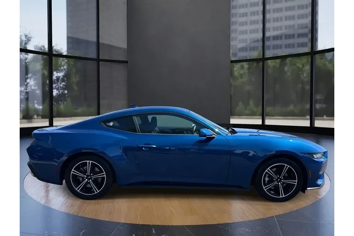 $32995 : Ford Mustang 2024 EcoBoost P image 2