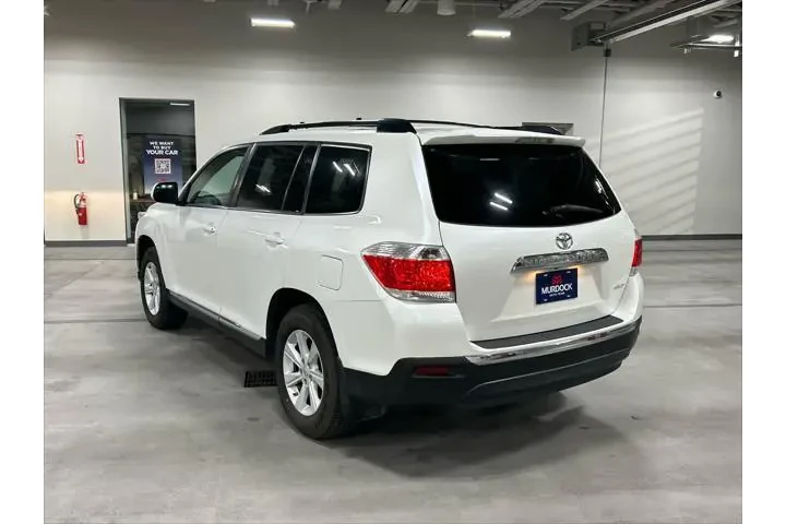 $12884 : Toyota Highlander 2013 AWD S image 5