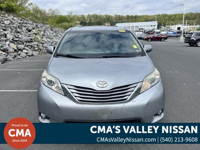 $17043 : PRE-OWNED 2015 TOYOTA SIENNA image 2