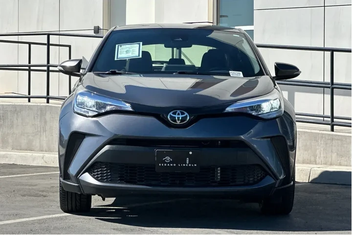 $21900 : Toyota C-HR 2022 XLE 4dr Cro image 8