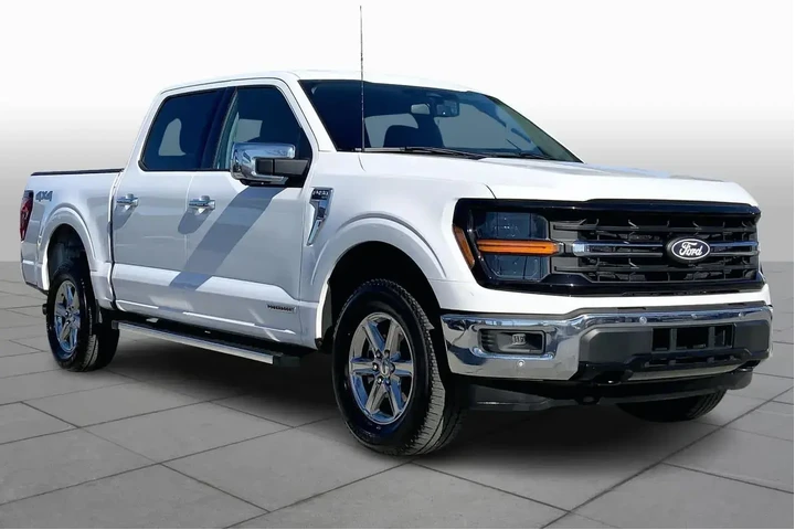 $39995 : Ford F-150 2024 4x4 XLT 4dr image 3