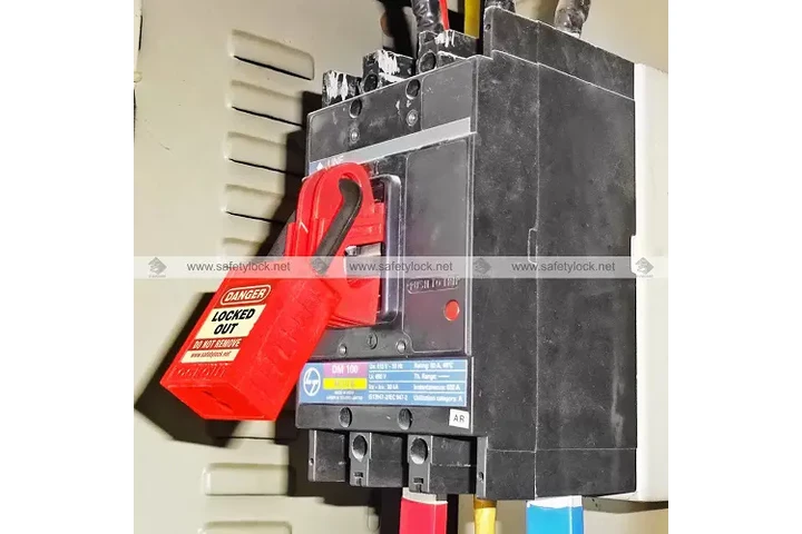 Circuit Breaker Lockout image 9
