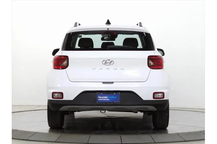 $18998 : Hyundai VENUE 2022 SEL 4dr C image 8
