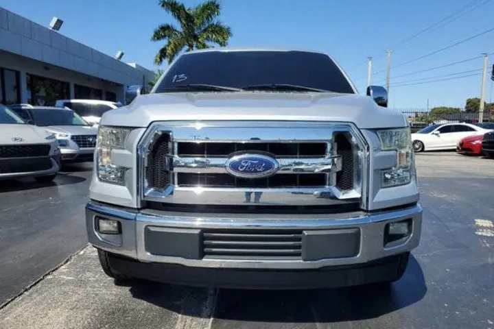 $17995 : 2017 Ford F-150 image 4