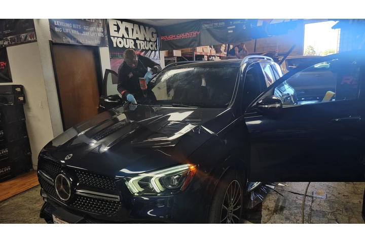 PRO MOBILE WINDOW TINTING image 6