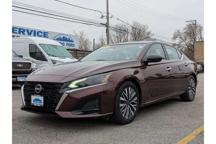 $17998 : Nissan Altima 2024 2.5 SV 4d image 8