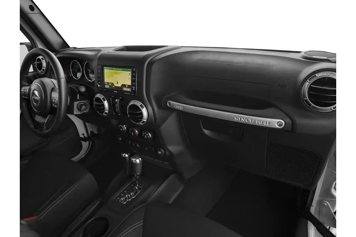 Jeep Wrangler Unlimited 2017 image 10
