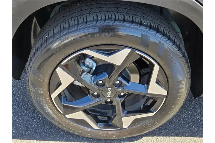 $21988 : Kia Seltos 2024 EX 4dr SUV image 9