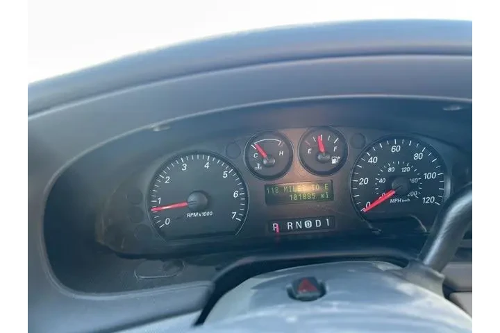 $3995 : Ford Taurus 2005 SE 4dr Seda image 10