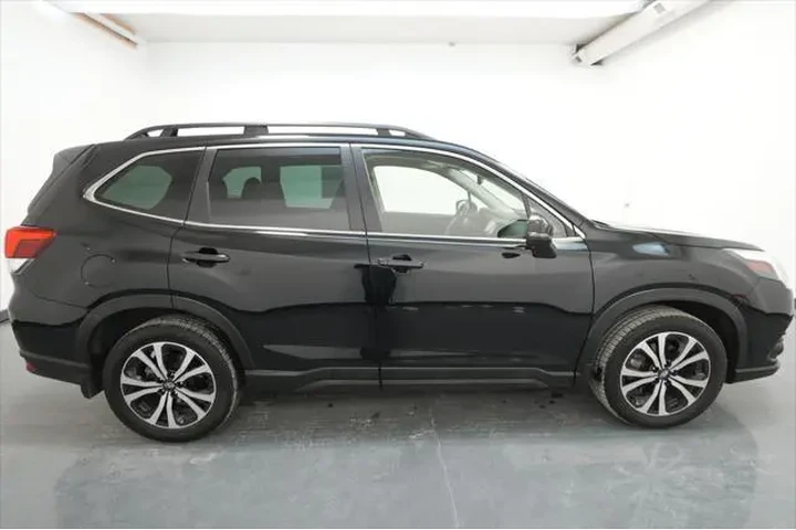 $28419 : Subaru Forester 2023 AWD Lim image 10