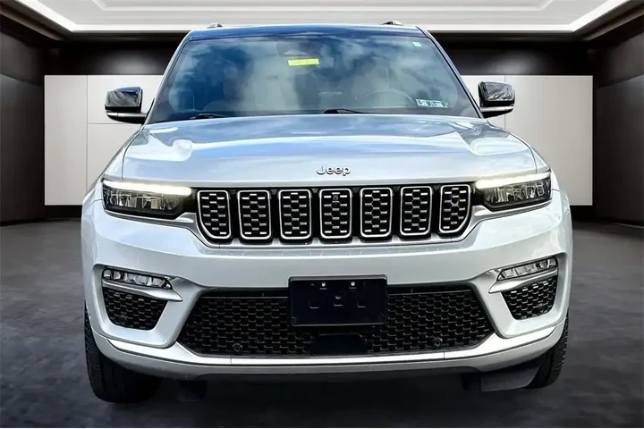 $37282 : Jeep Grand Cherokee 2022 4x4 image 3