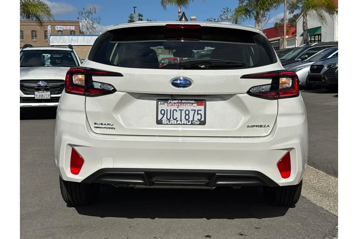 $22998 : Subaru Impreza 2025 AWD Base image 8
