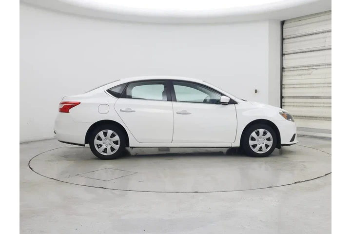 $11998 : Nissan Sentra 2016 S 4dr Sed image 7