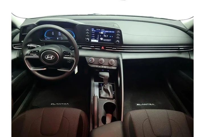 $21998 : Hyundai ELANTRA 2025 SE 4dr image 9