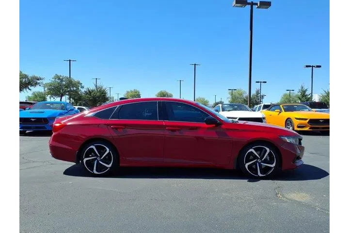$24985 : Honda Accord 2022 Sport 4dr image 7