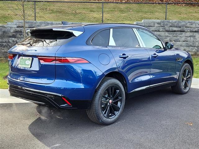 $62935 : 2022 F-PACE S image 2