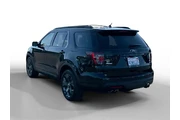 $12703 : Ford Explorer 2018 AWD Sport thumbnail