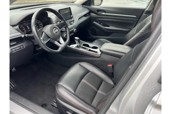 $19500 : 2023 Altima 2.5 SR image 9