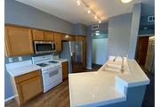 $1400 : Available 1Bedroom Apt  in LA thumbnail