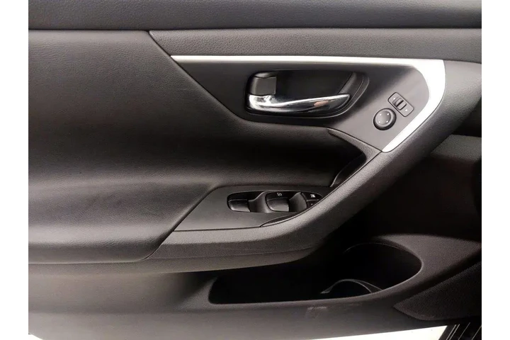 $14998 : Nissan Altima 2018 2.5 SV 4d image 10