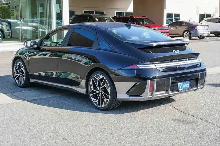 $25000 : Hyundai IONIQ 6 2023 SEL 4dr image 7