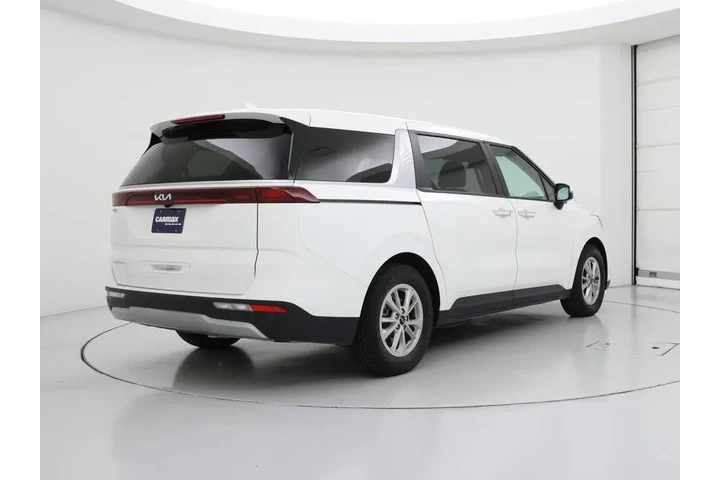 $28998 : Kia Carnival 2024 LX 4dr Min image 8