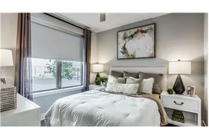 $2579 : Rental property with 2 bedro image 9