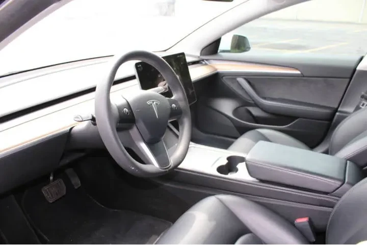 $34995 : 2022 Model 3 Long Range image 7
