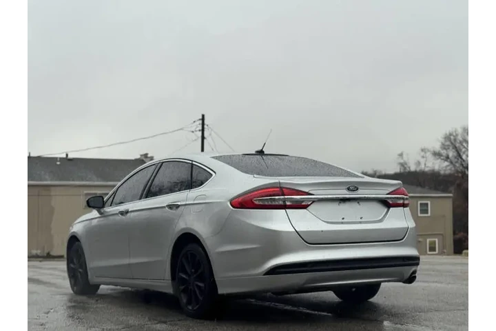 $4999 : 2017 Fusion SE image 5