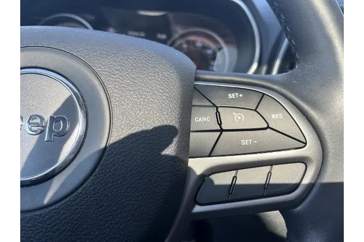 $19988 : Jeep Cherokee 2019 4x4 Limit image 9