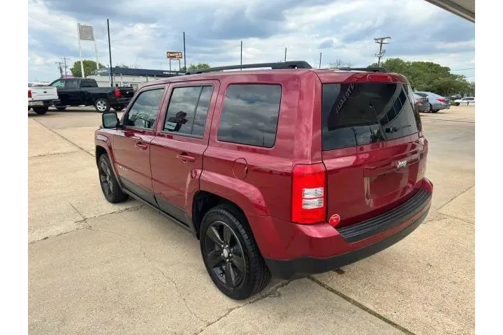 $8900 : Jeep Patriot 2016 Latitude 4 image 3