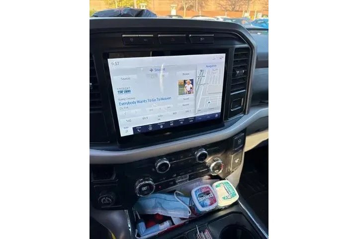 $23678 : Ford F-150 2021 4x2 XLT 4dr image 4