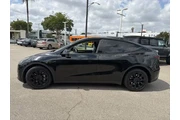 $31675 : Tesla Model Y 2023 AWD 4dr C thumbnail