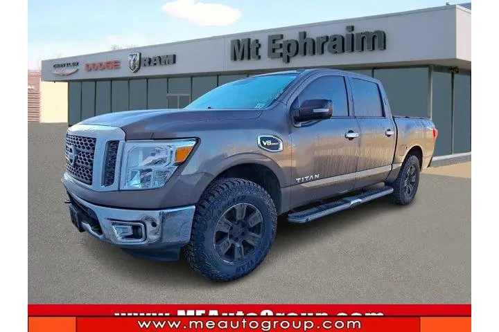 $14999 : Nissan Titan 2017 4x4 SV 4dr image 1