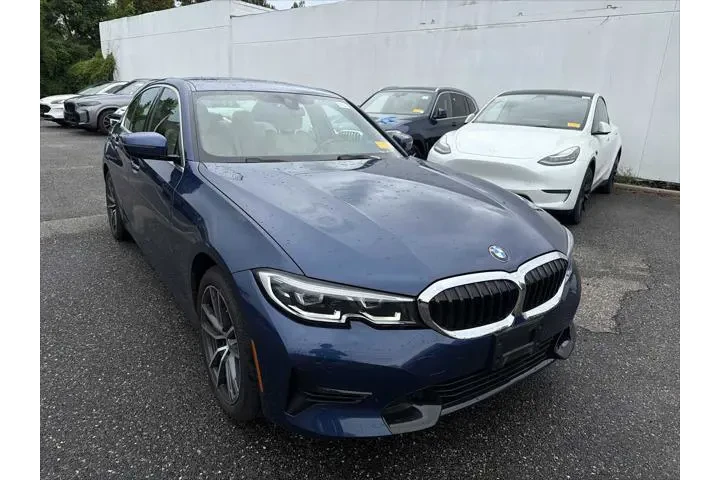 $31943 : BMW 3 Series 2022 AWD 330i x image 4