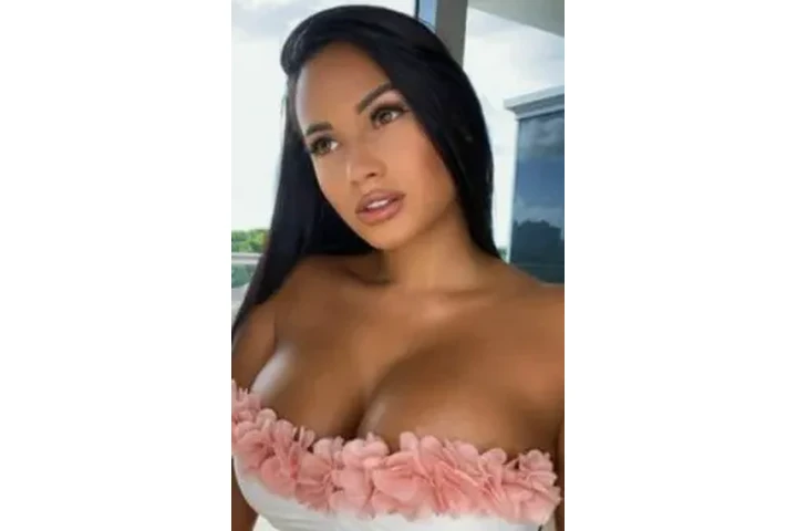 💞 (818) 855-0579  VAN NUYS image 1