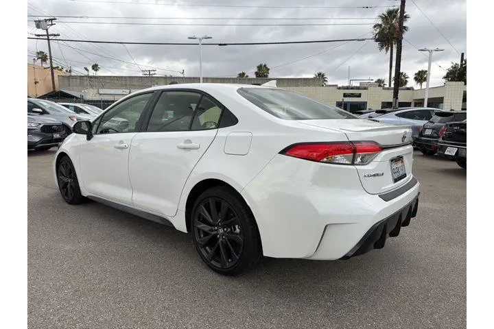 $23410 : Toyota Corolla 2023 SE 4dr S image 6